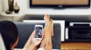 collegare smartphone a smart tv 300x166 - Collegare smartphone a smart tv: ecco come